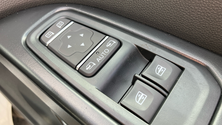 Renault Trafic Swb Diesel SL30 Blue dCi 150 Extra [Safety] Van